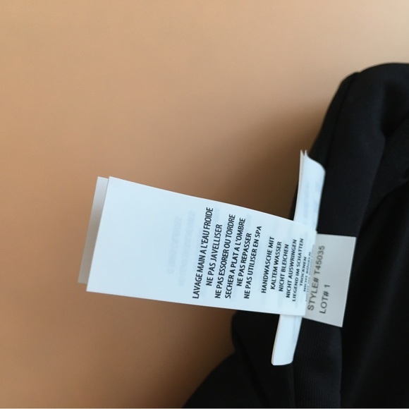 Coco Reef Villa Cheetah Solitaire V- Neck One Piece Swimsuit Size 14 / 38C - Picture 8 of 11